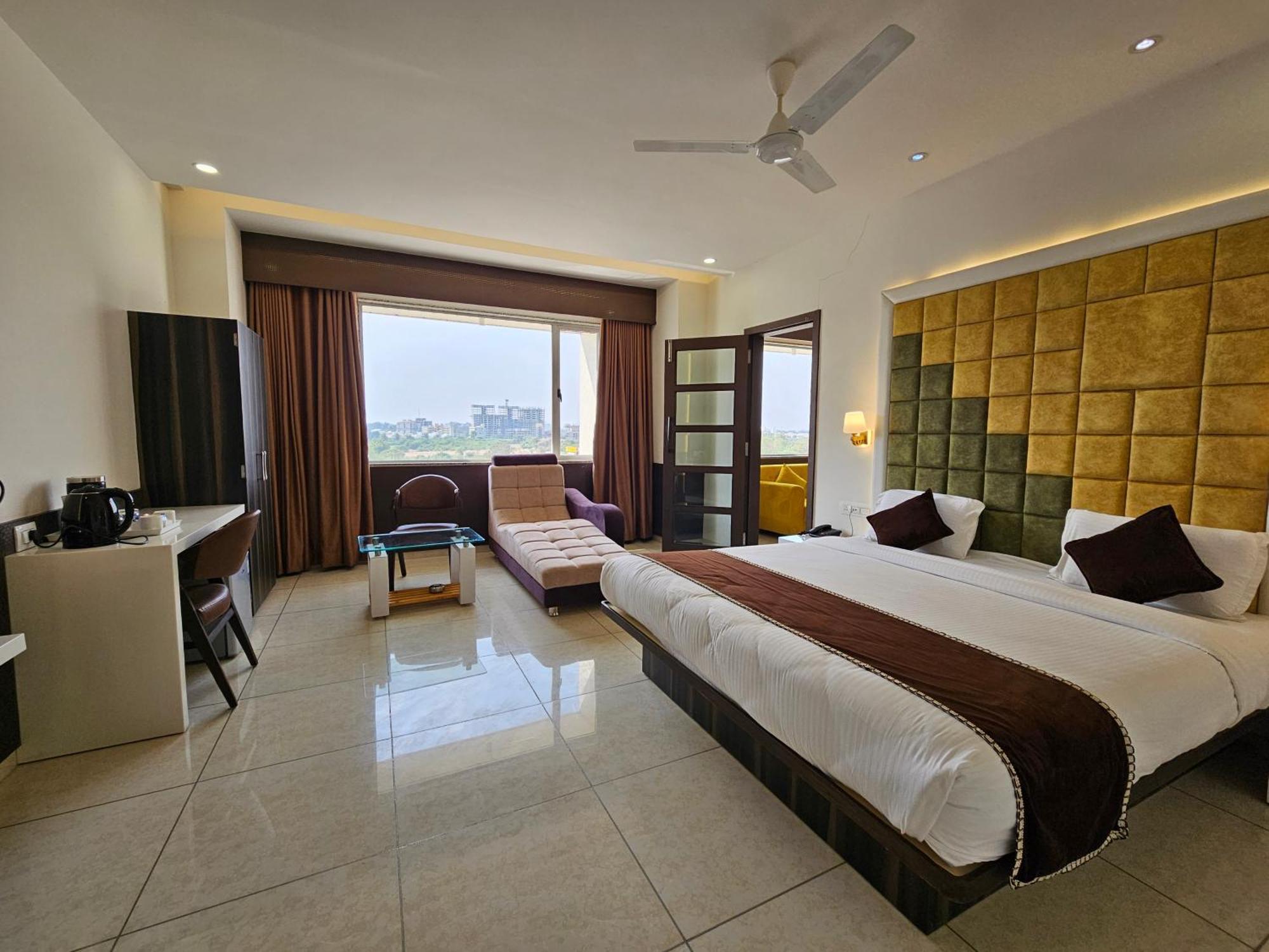 Hotel Grand Darshan Vadodara Exterior foto